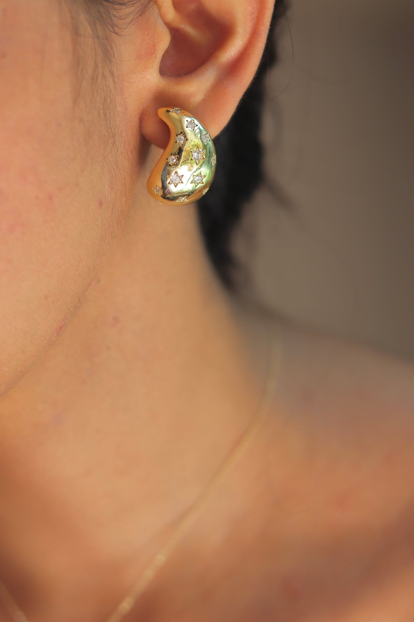 Gold Stone Studded Teardrop Earrings