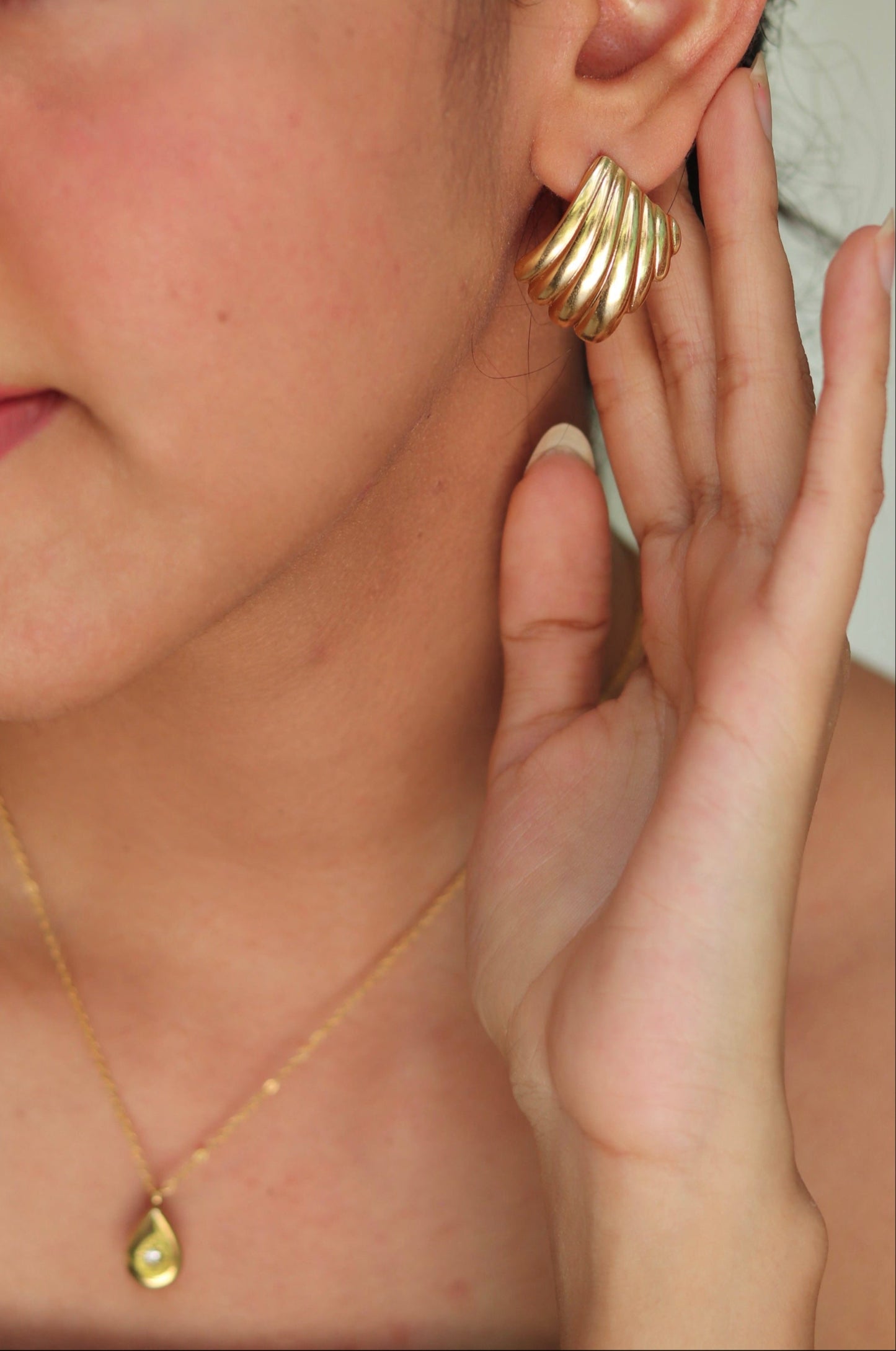 Gold Shell Earrings