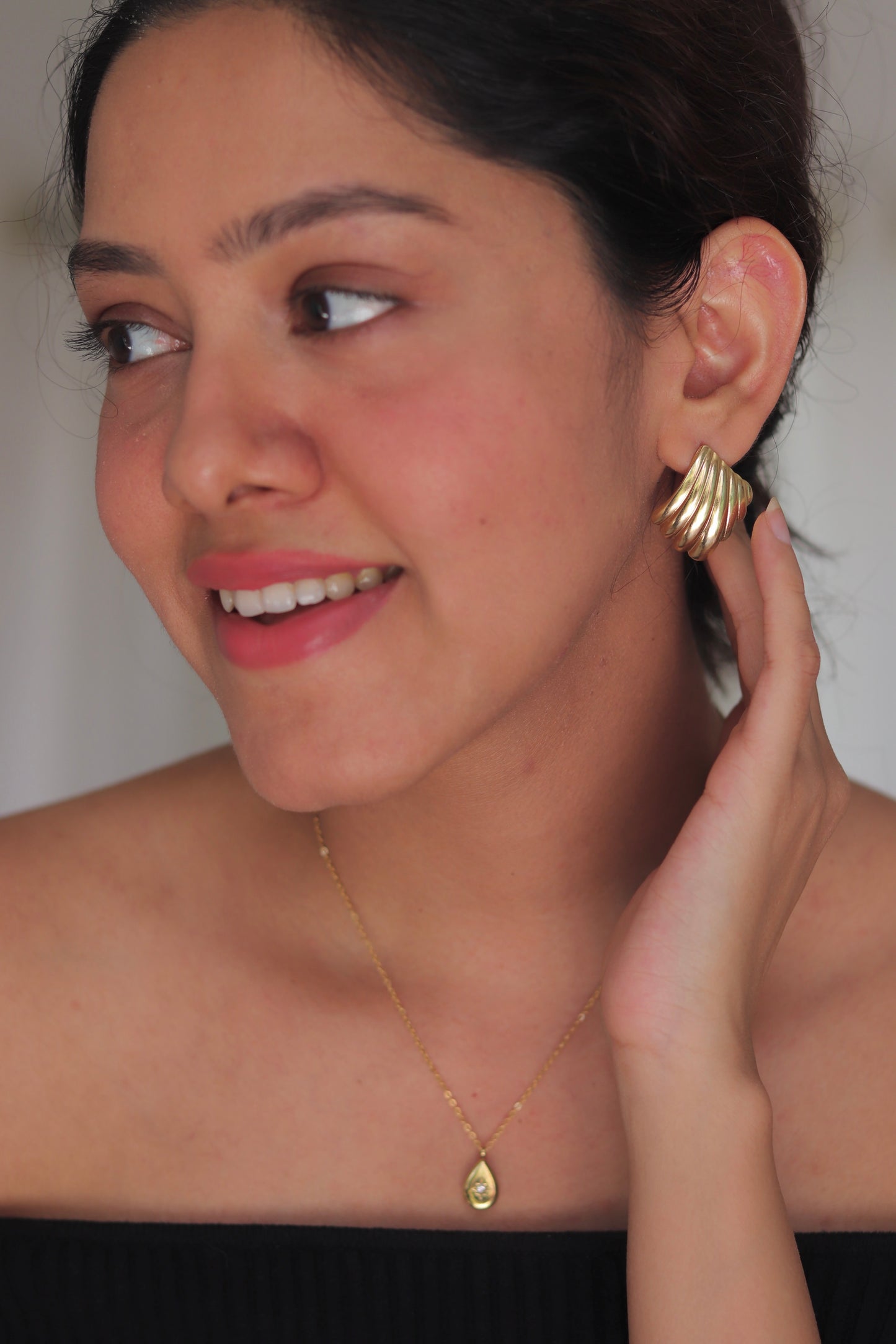 Gold Shell Earrings