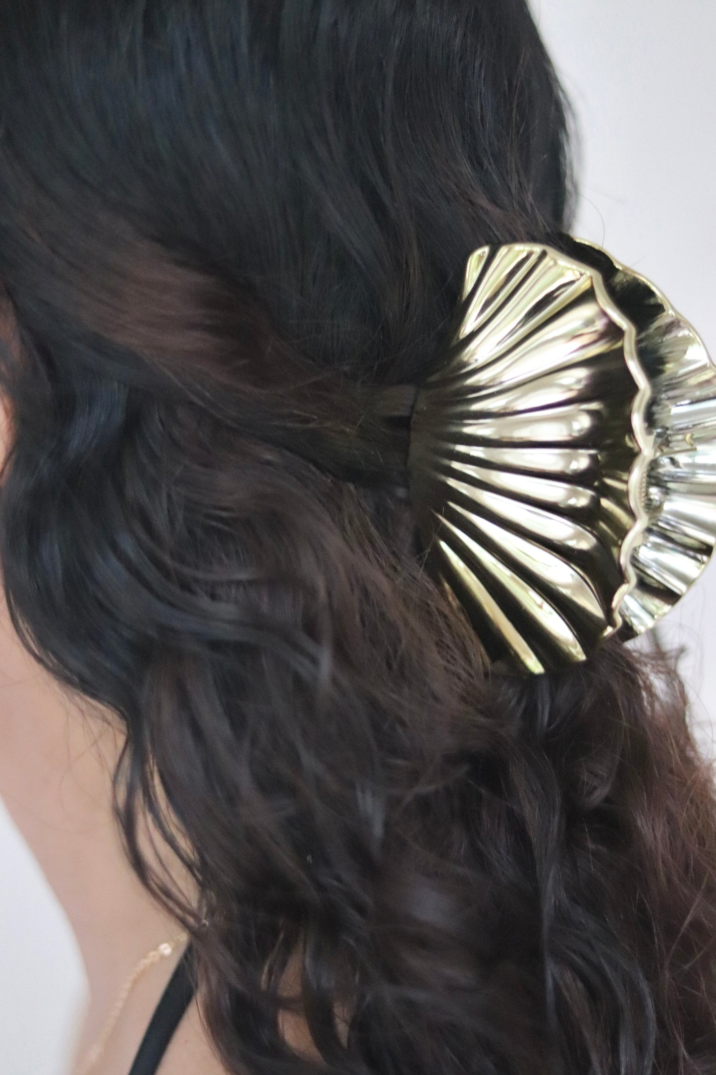 Gold Shell Hairclip