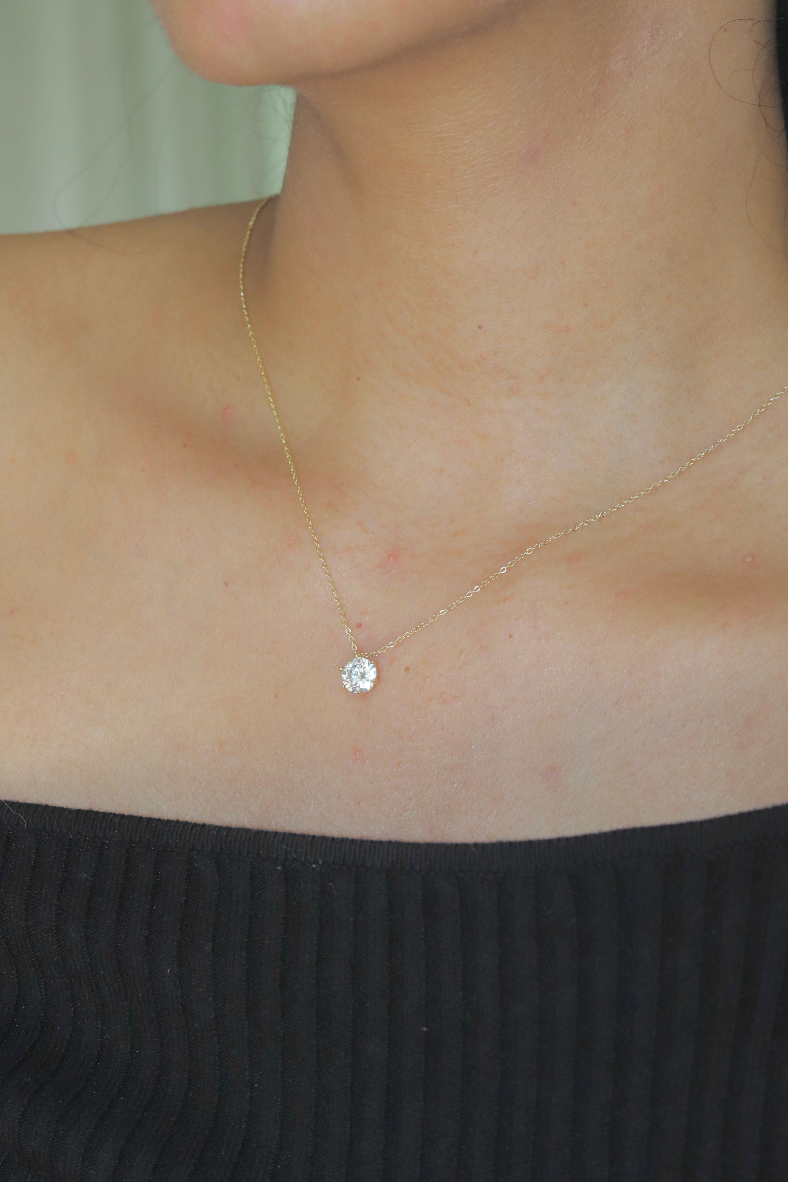 Round Diamond Necklace